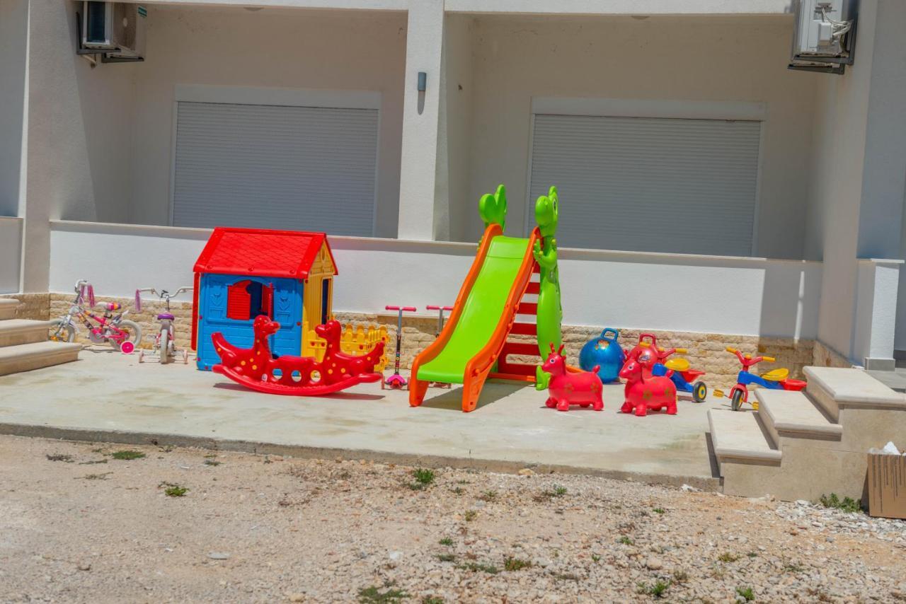 Twins Apartments أولتْسي المظهر الخارجي الصورة